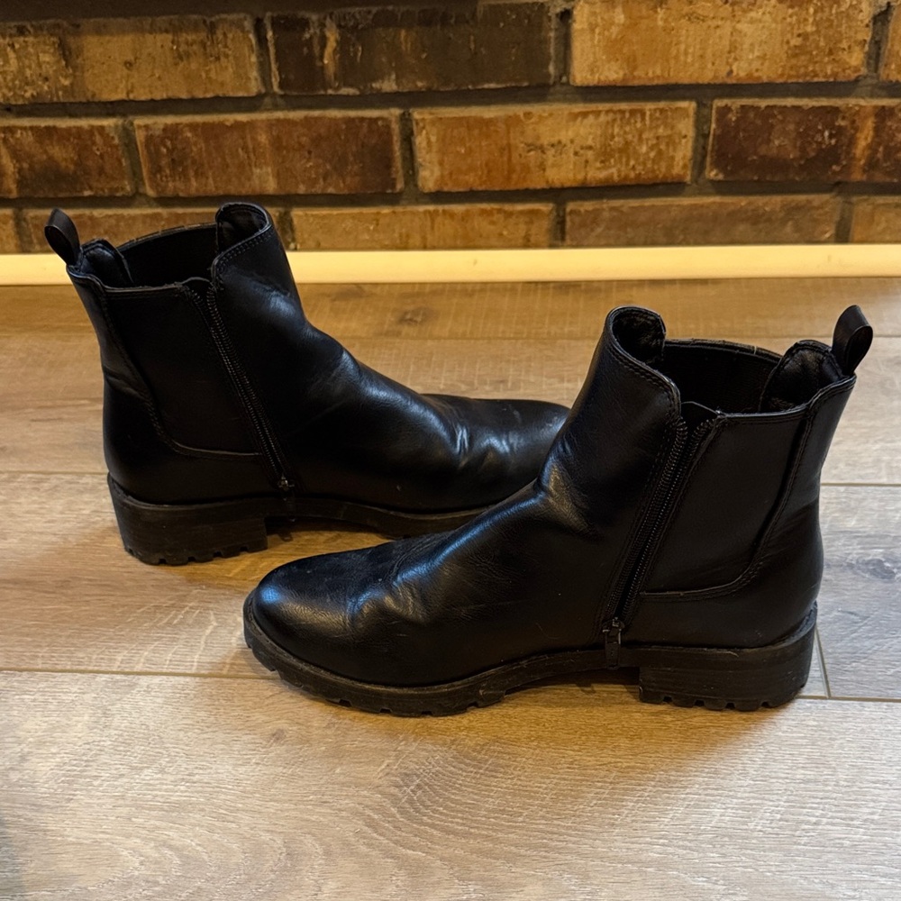 Black Women’s Boots - Classic Zip & Elastic Sides